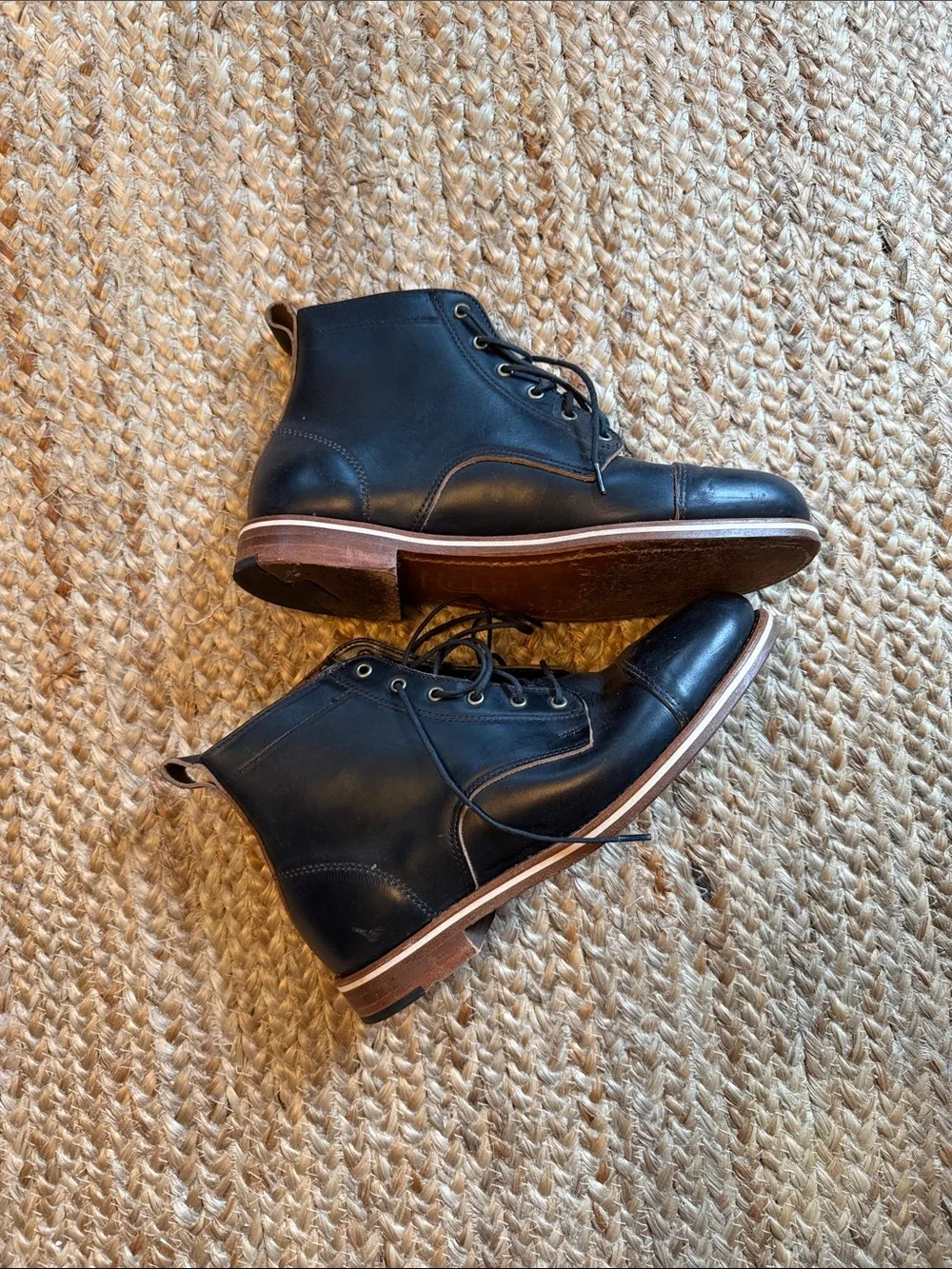 Men's Black Leather Chukka Lace-Up Boots. Wore once